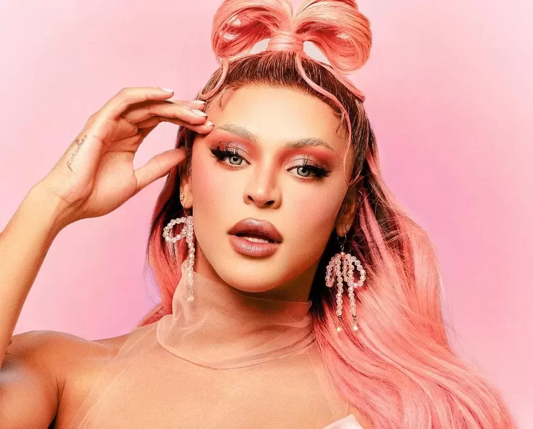 Pabllo Vittar conquista a América Latina com “São Amores”